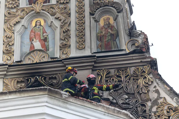 Russian missiles set fire to Kyiv cathedral as overnight strikes kill nine