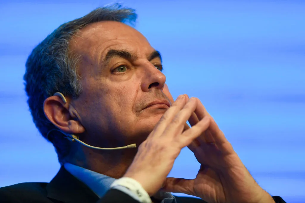 Spanish judge places Zapatero's daughters and secretary under investigation