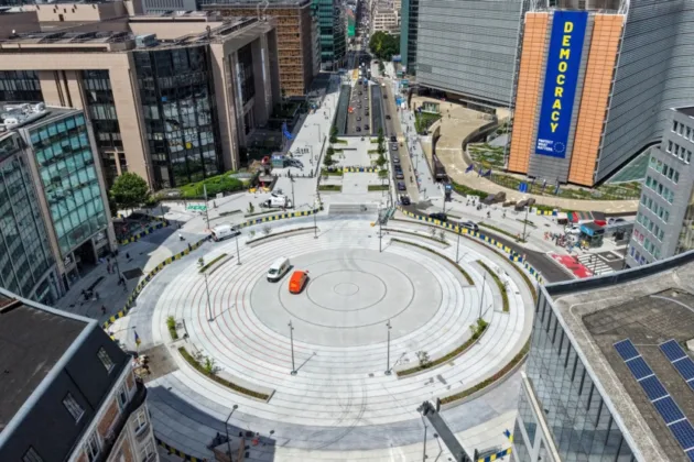 Brussels fights over "frying pan" square at the heart of the EU quarter