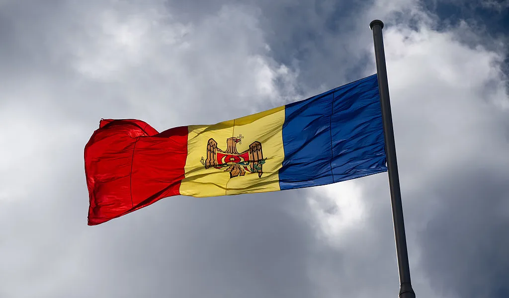 Moldovan opposition parties snub prime minister talks and demand early elections