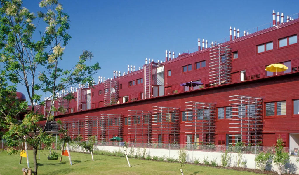 Most refugee households in Vienna live on state support