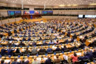 Parliament clears digital euro talks after right-wing groups force a vote