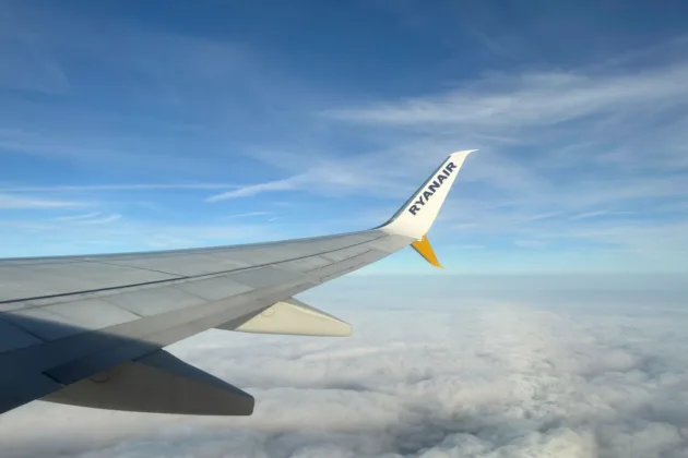 Passengers pull man back inside after Ryanair window detaches in mid-air
