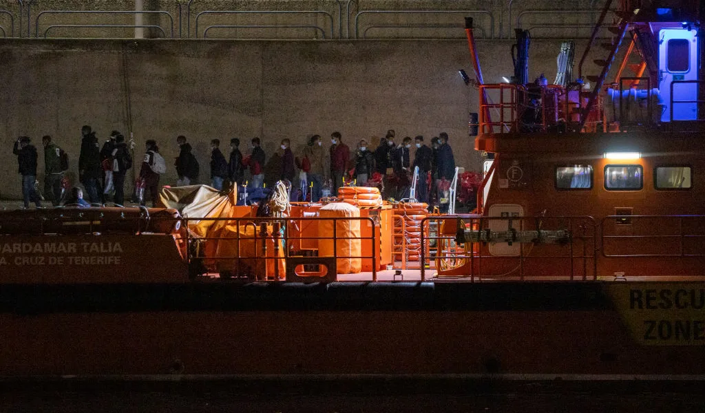 Spanish Supreme Court clears path to residence for migrants with criminal records
