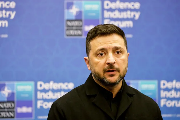 Zelensky talks to Trump envoys as Rubio meets Lavrov in Manila