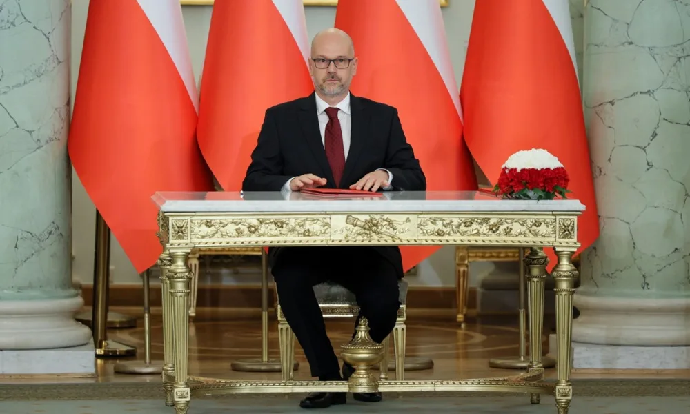 Tusk breaks promise not to appoint politicians to constitutional court