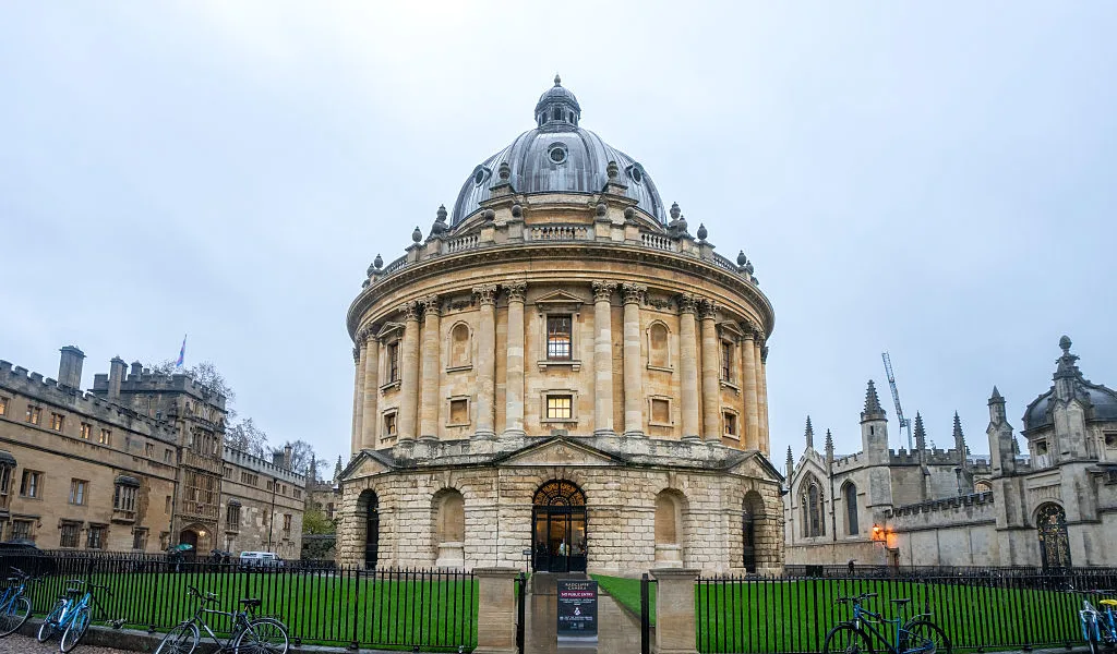 One in five UK student loans goes to foreign nationals, mostly EU citizens