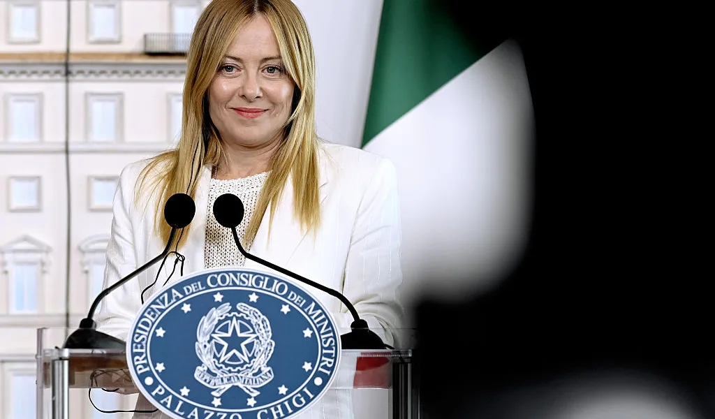 Italy pushes for formal EU censure of Spain&rsquo;s mass regularisation