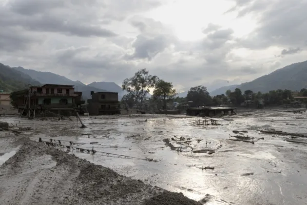 Nepal flood death toll climbs as hundreds remain missing, among them scores of Europeans