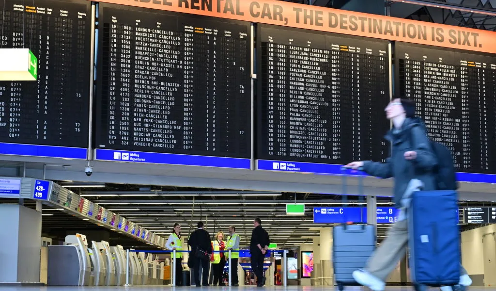 One in seven Germans plans to emigrate within five years