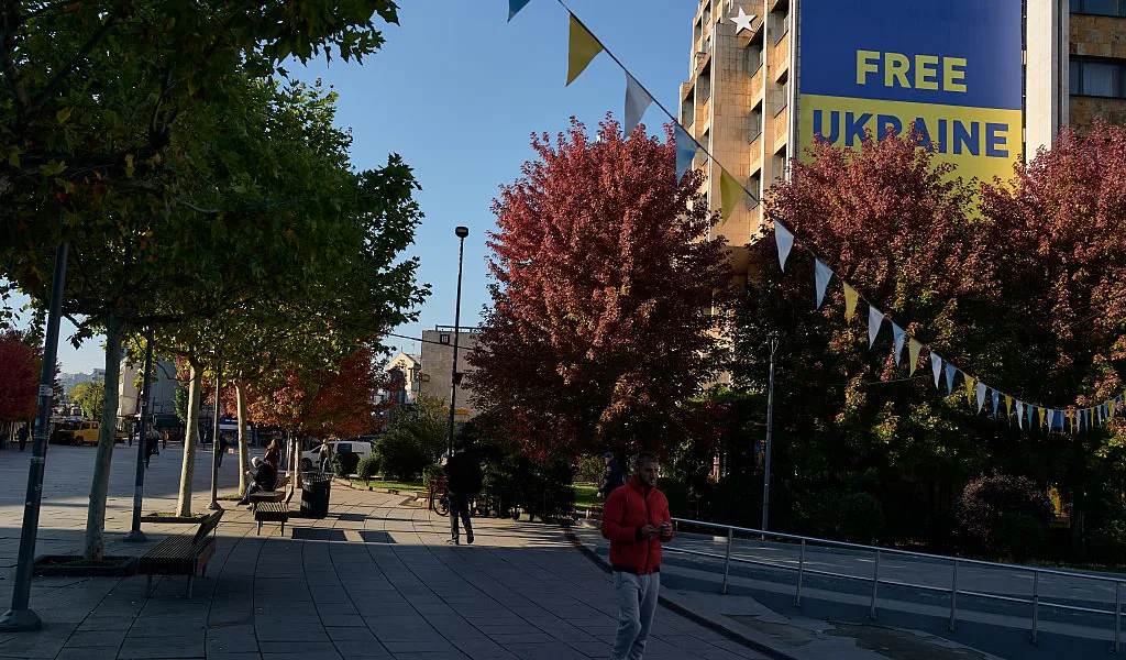 Pristina mayor pulls down Ukraine flag after Zelensky refuses to recognise Kosovo
