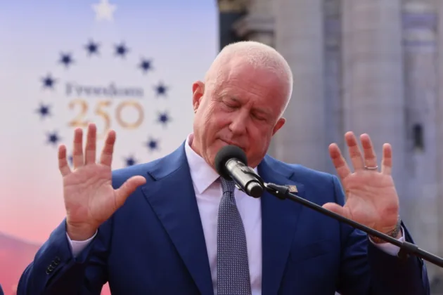 US ambassador refuses to apologise