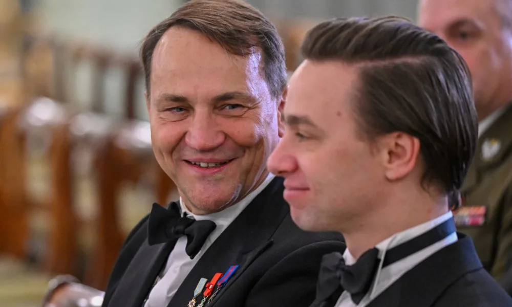 Confederation leader sees Poland outside the EU but inside the EEA