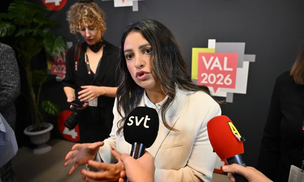 Sweden&rsquo;s Left Party leader plays down Borl&auml;nge vote-buying probe as &lsquo;about few votes&rsquo;