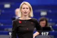 Kallas calls for tougher action on Russia&rsquo;s &lsquo;shadow fleet&rsquo; as sanctions renewal stalls