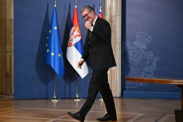 Vučić quits Serbian presidency to run for prime minister