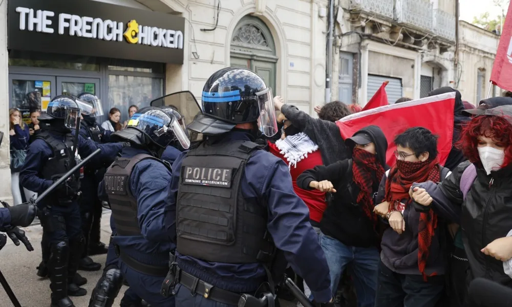 Violence spreads as French school blockades enter second week
