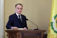 Romanian MPs back minority government, ending six-month deadlock
