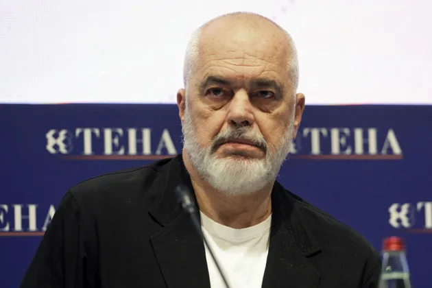 Albanian Government refuses to resign and says EU accession depends on it