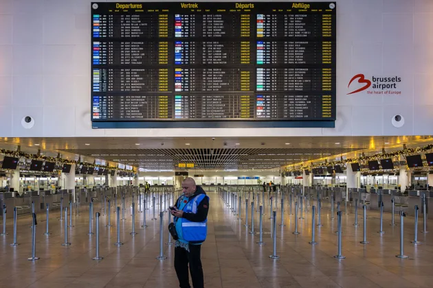 Brussels tells capitals to clear airport queues before Christmas