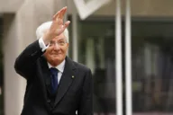 Italy sends soldiers into Milan as ministers prepare emergency riot decree