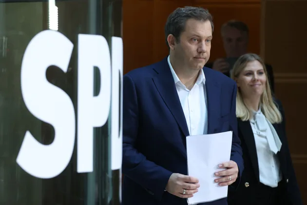 SPD and Greens halt Berlin coalition talks over anti-Semitism safeguards