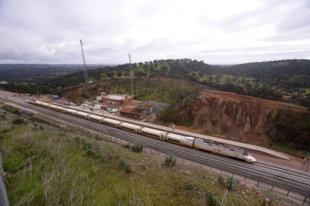 Spain tops world toll for high-speed rail deaths after Urda crash